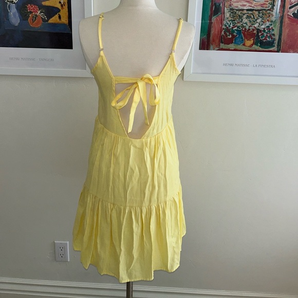 Yellow summer dress with tie back - Picture 2 of 3